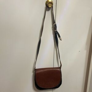 Leather black and red bag. Vintage crossbody bag.